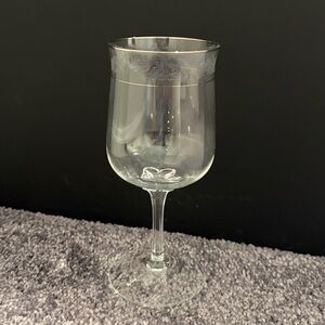 Lenox Crystal Moonspun Wine Glass 6 1/4" Platinum Rimmed